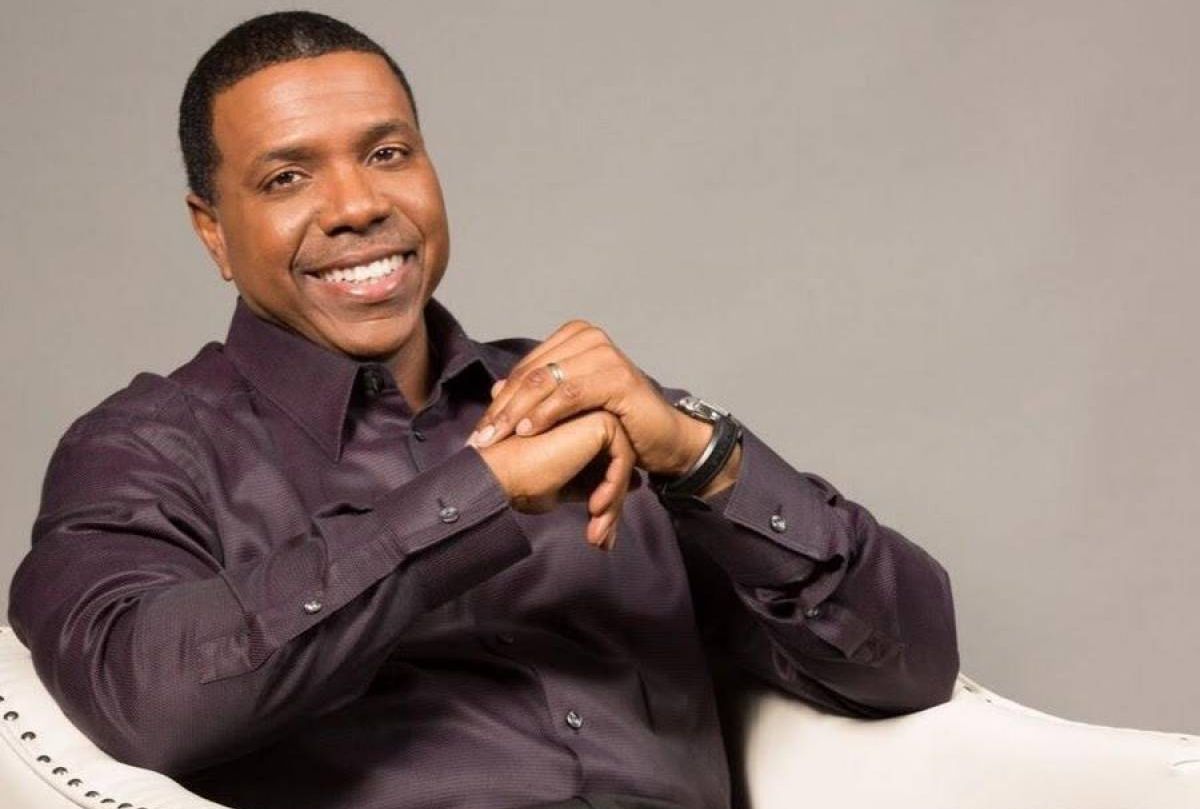 Creflo Dollar Net Worth 2022, Biography, Married, Family, Career