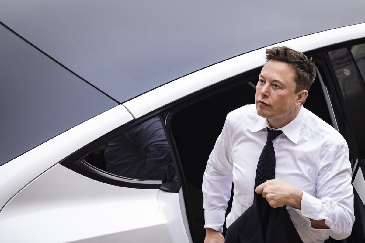 Elon Musk Loses $1.4 Trillion Fortune In Just Six Months! 2