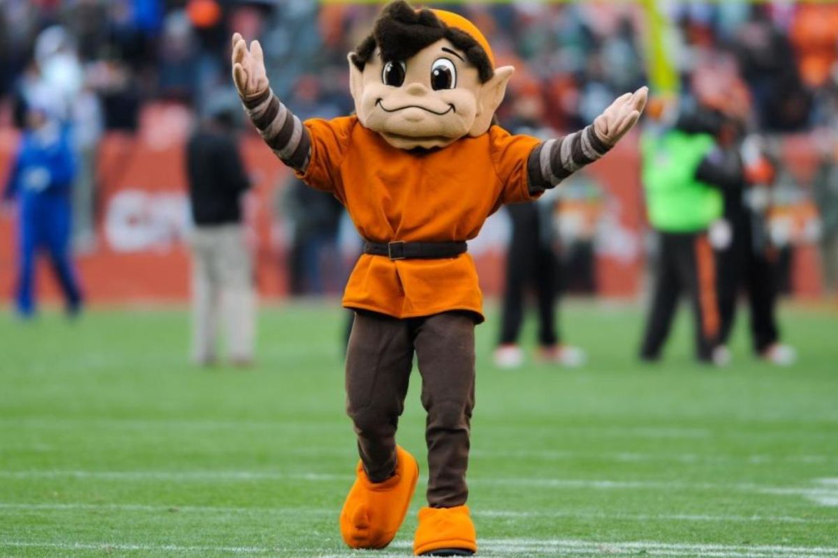 What Is The Browns Mascot?