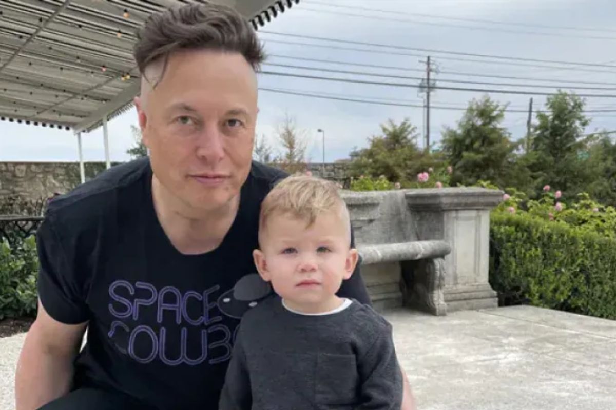 Elon Musk Brought Son Twitter Meetings Offices Report 