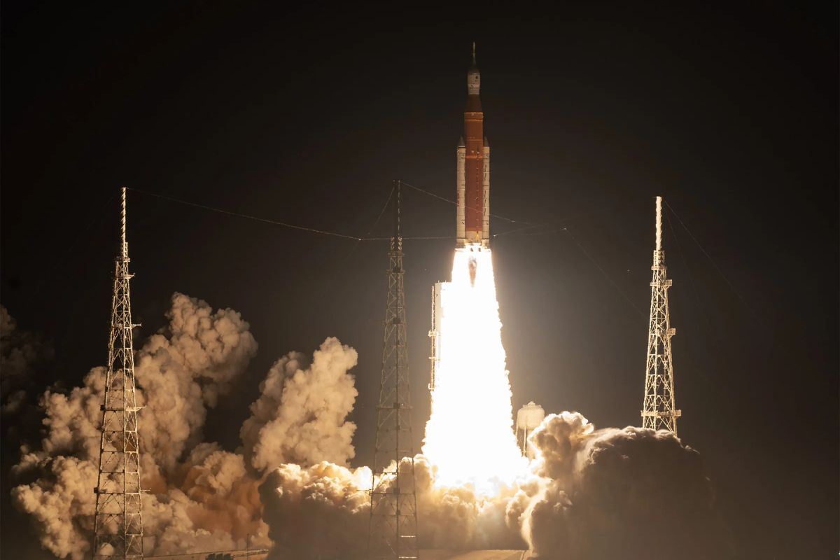 NASA launches Artemis I moon mission 