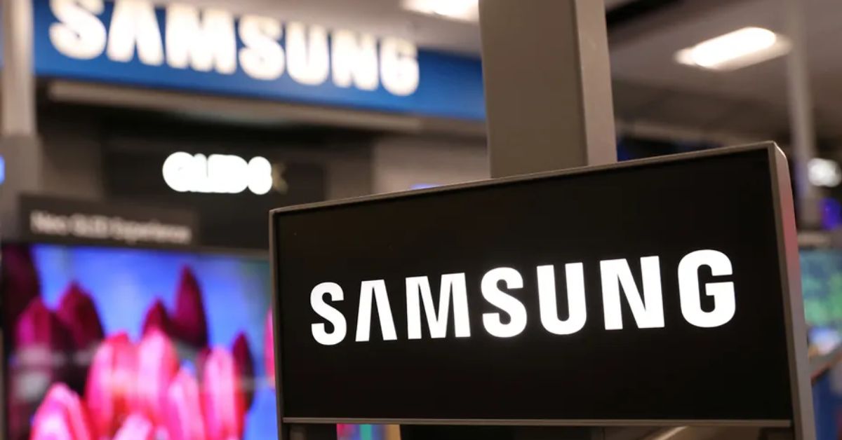 Samsung profits plunge as demand for gadgets slows 